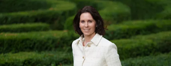 photo of caitriona walsh, managing director and country president